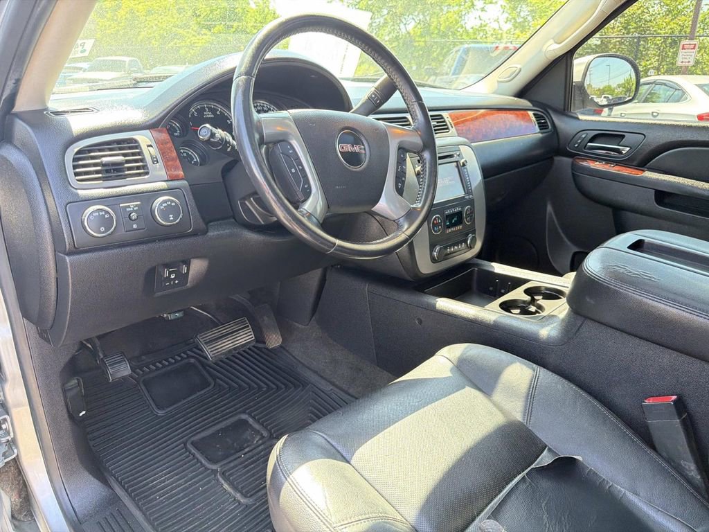 Used 2013 GMC Yukon XL 2500 SLT image 27