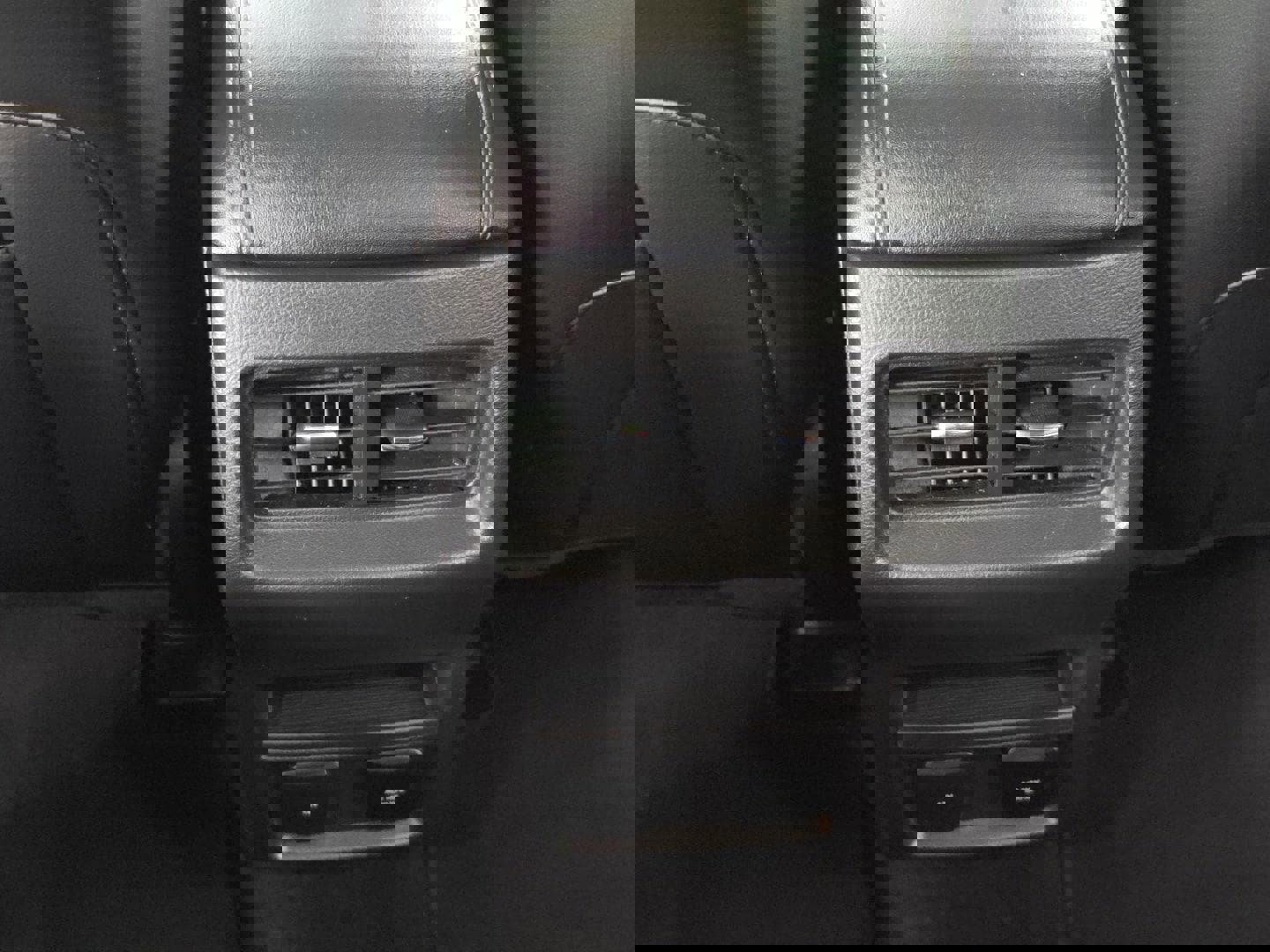 Used 2018 Ford Edge Sport w/ Technology Package AWD/4WD image 15