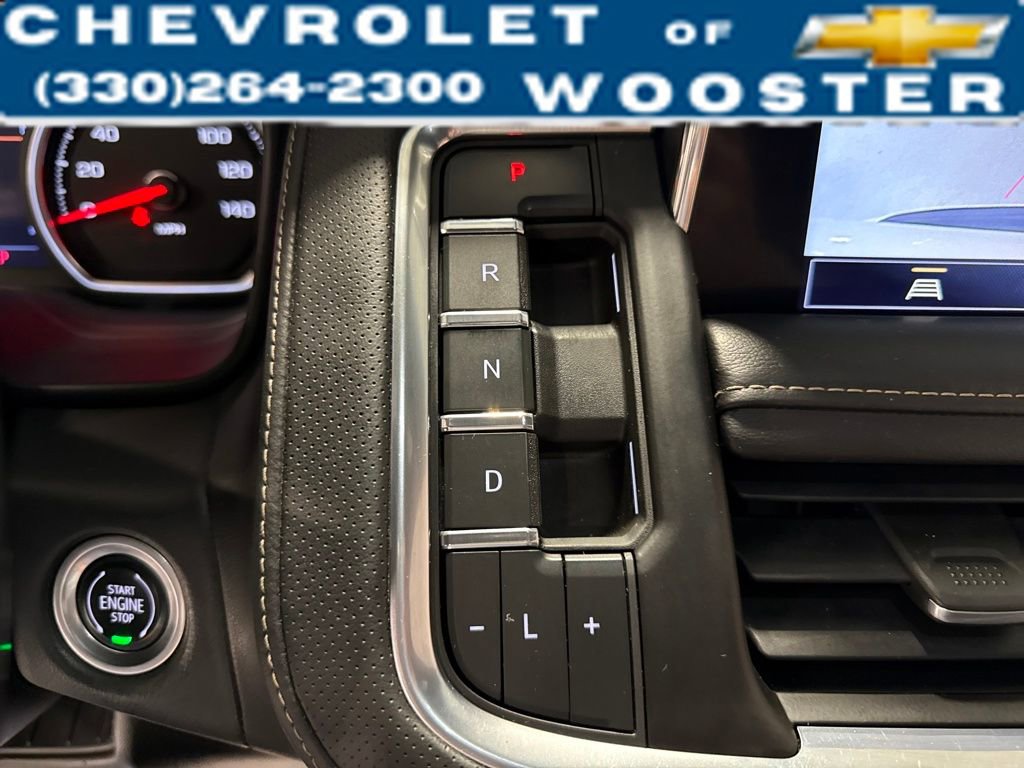 Used 2021 Chevrolet Suburban Premier image 25