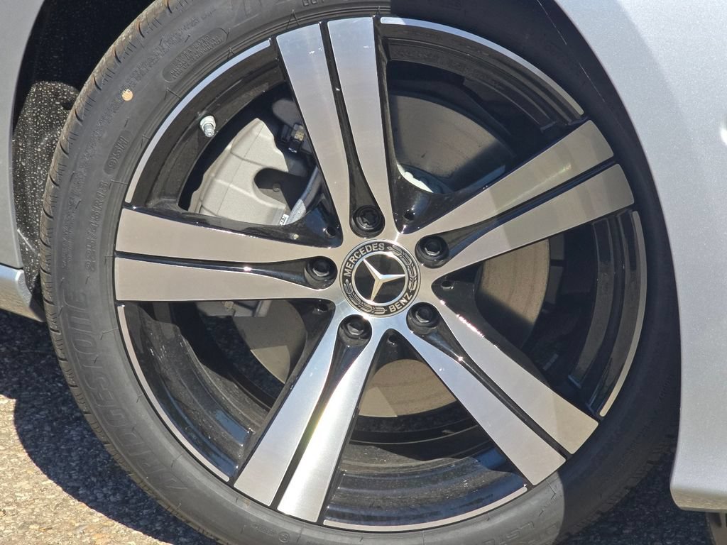 New 2026 Mercedes-Benz C 300 4MATIC Sedan image 11
