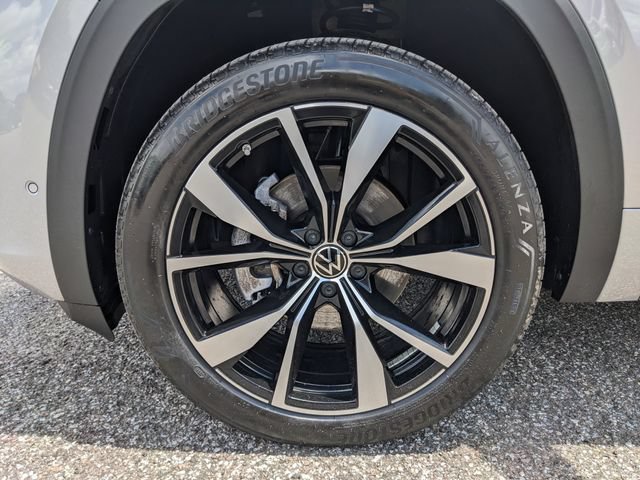 Used 2026 Volkswagen Atlas SEL Premium R-Line AWD/4WD image 10