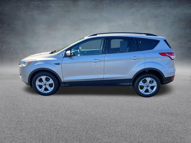 Used 2016 Ford Escape SE w/ Equipment Group 201A FWD image 4