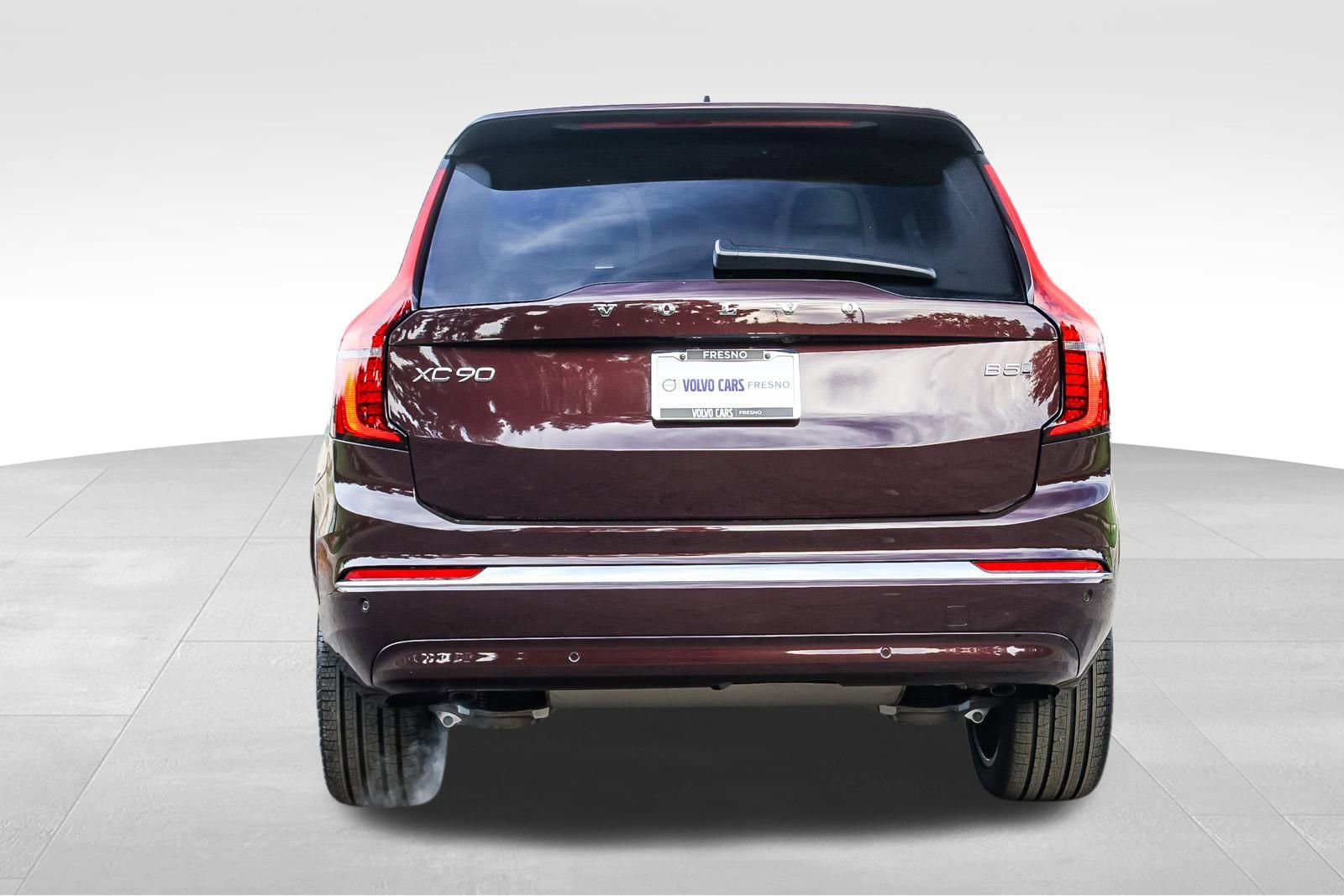 New 2026 Volvo XC90 B5 Plus w/ Protection Package image 6