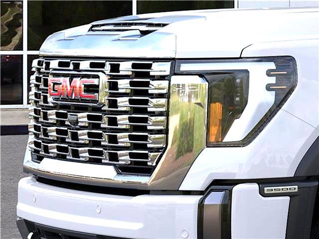 New 2026 GMC Sierra 3500 Denali w/ Denali Reserve Package image 13