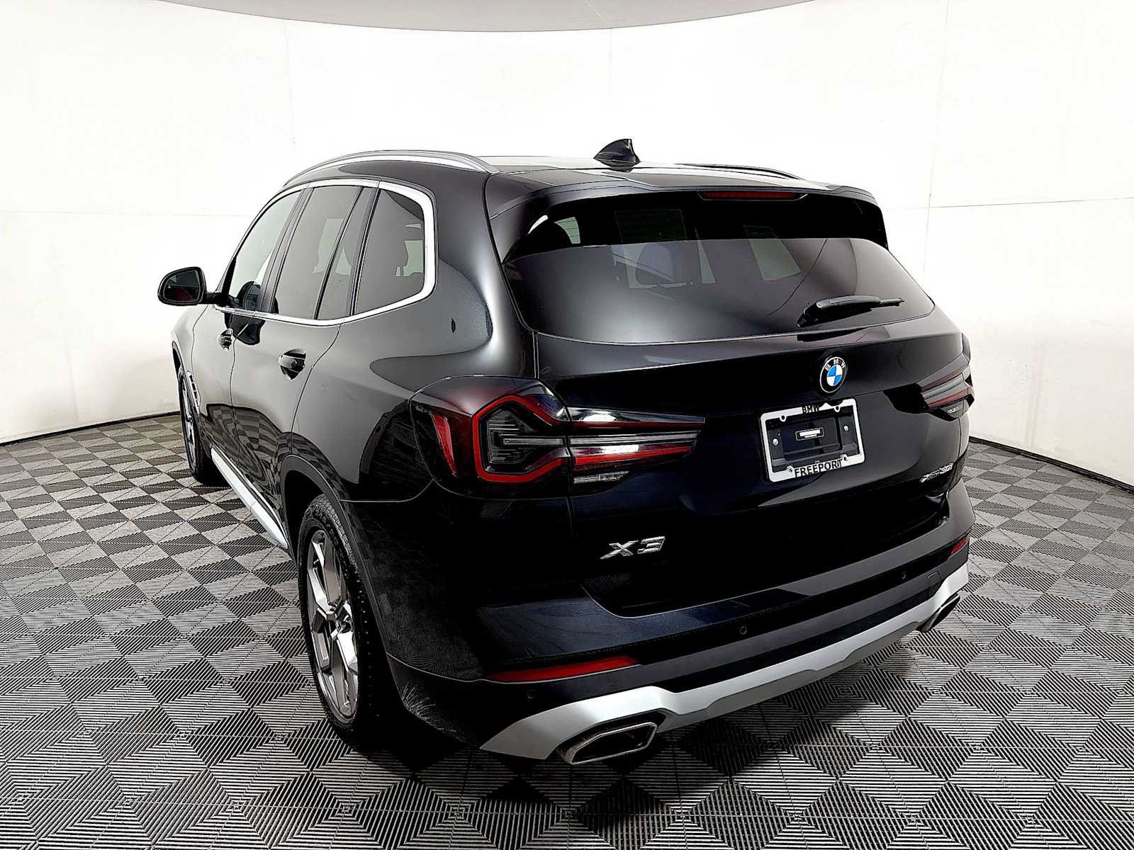 Certified 2023 BMW X3 xDrive30i w/ Convenience Package w/ZPA AWD/4WD image 5