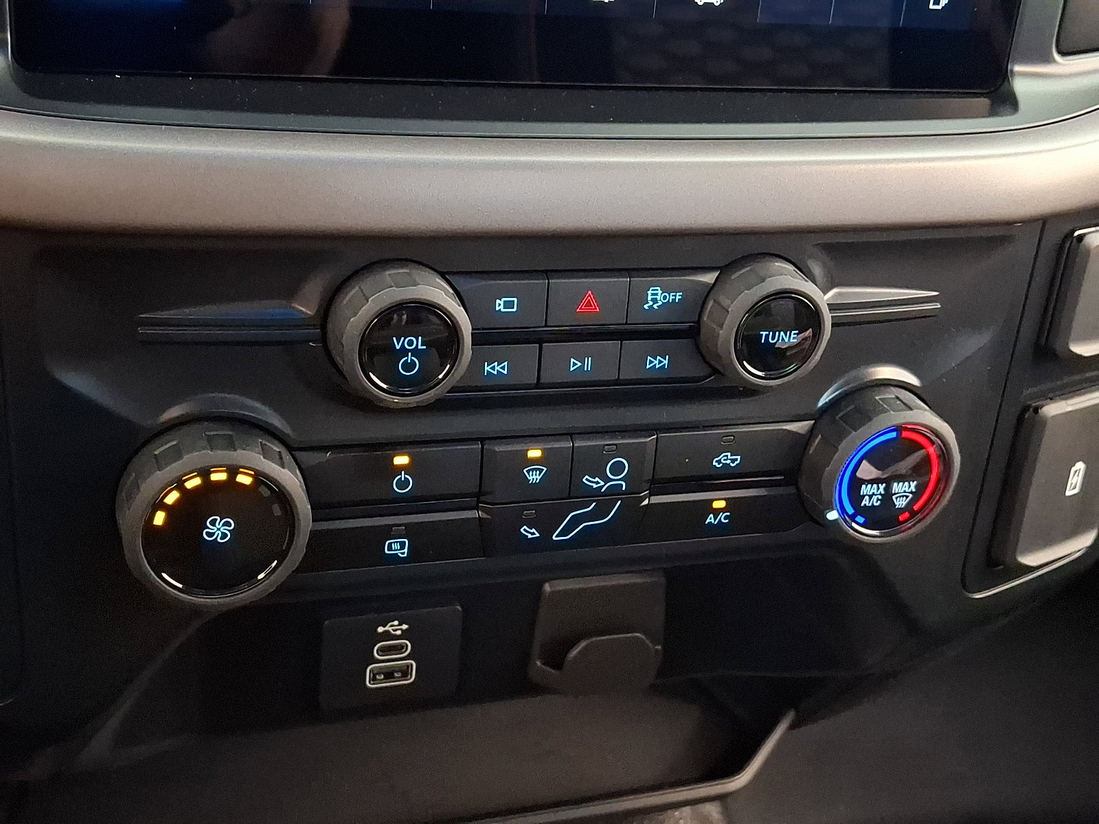 Used 2025 Ford F150 XL AWD/4WD image 12