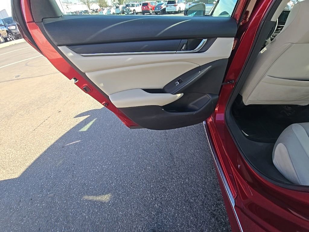 Certified 2019 Honda Accord EX image 24