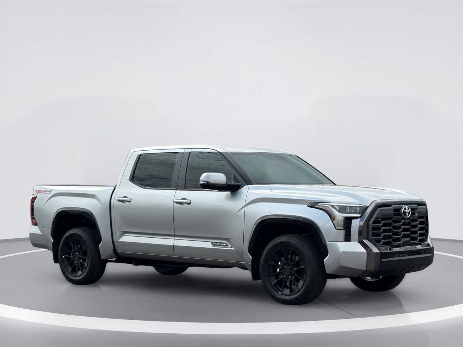 Used 2026 Toyota Tundra Platinum w/ TRD Off-Road Package AWD/4WD image 9