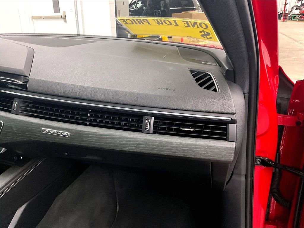 Used 2024 Audi A4 2.0T Premium Plus image 13