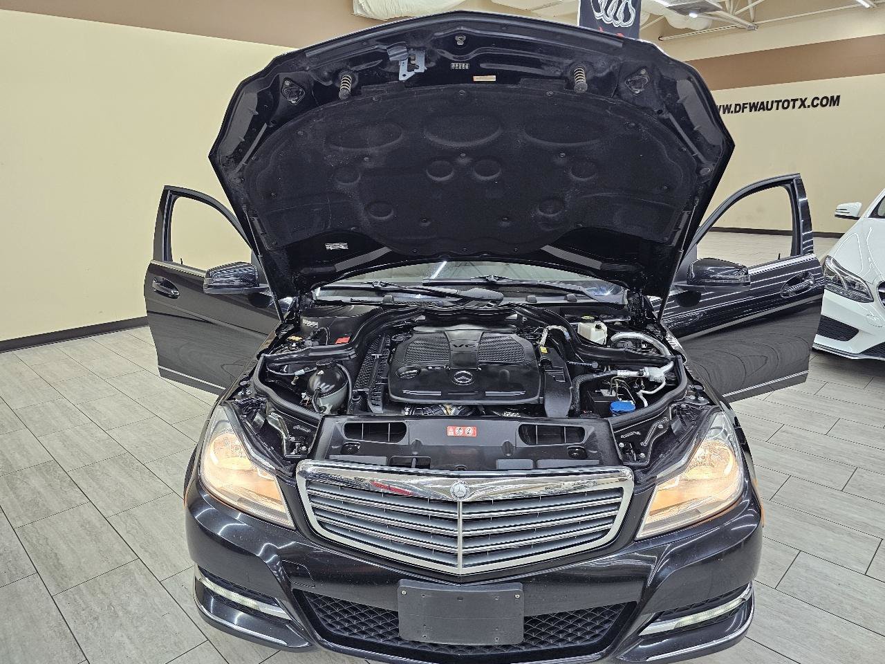 Used 2013 Mercedes-Benz C 300 4MATIC Sedan w/ Multimedia Pkg image 41