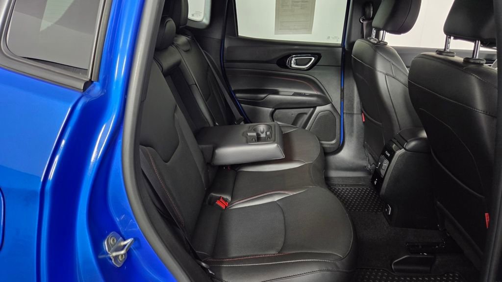 Used 2024 Jeep Compass Trailhawk w/ Trailhawk Elite Group image 34