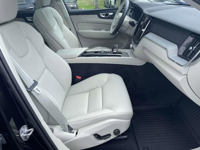 Used 2024 Volvo XC60 T8 Plus w/ Climate Package AWD/4WD image 28