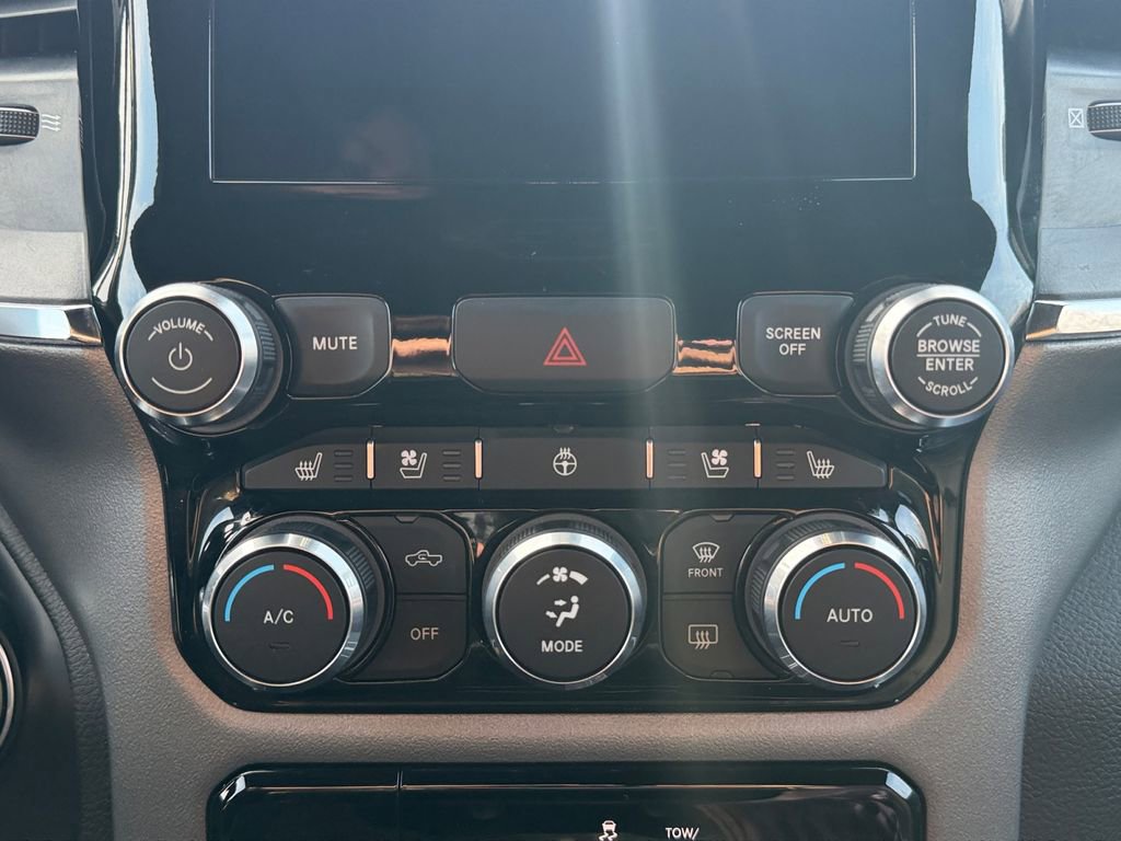 Used 2024 RAM 1500 Laramie image 22