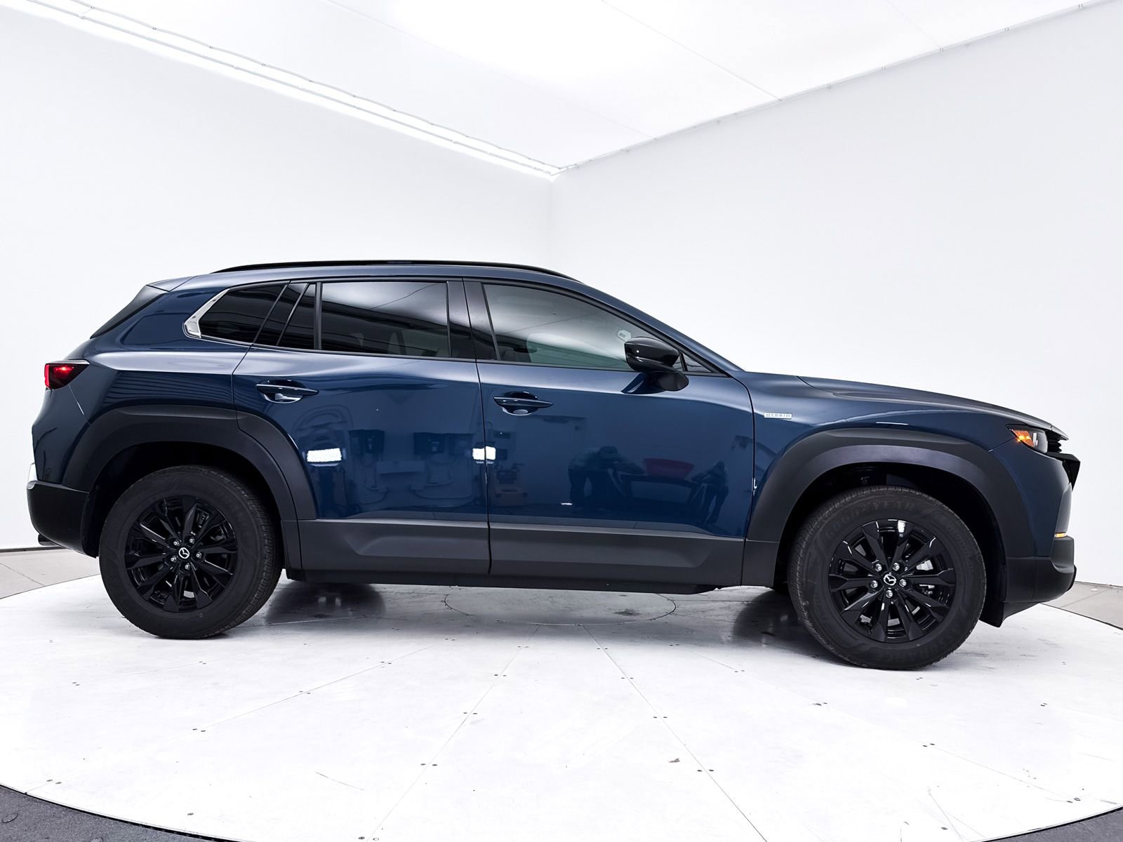 Certified 2025 MAZDA CX-50 AWD 2.5 Hybrid w/ Weather Package image 40