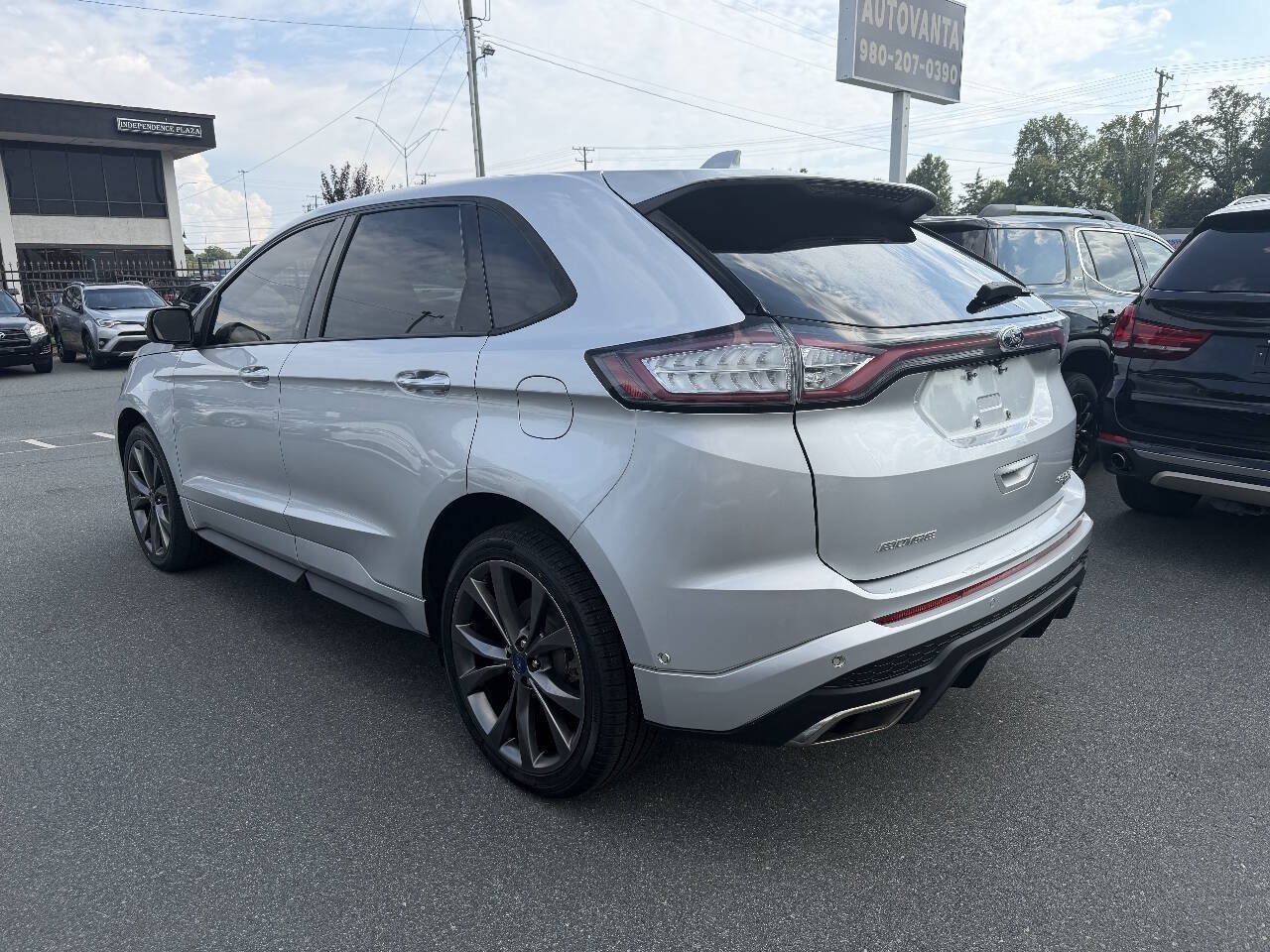 Used 2018 Ford Edge Sport w/ Equipment Group 401A AWD/4WD image 6