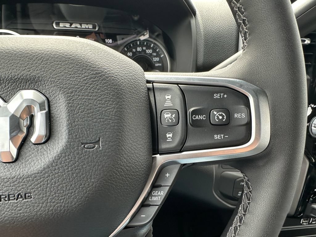 New 2026 RAM 2500 Big Horn AWD/4WD image 25