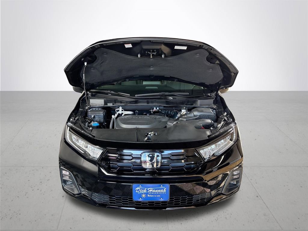 New 2026 Honda Odyssey Touring image 22
