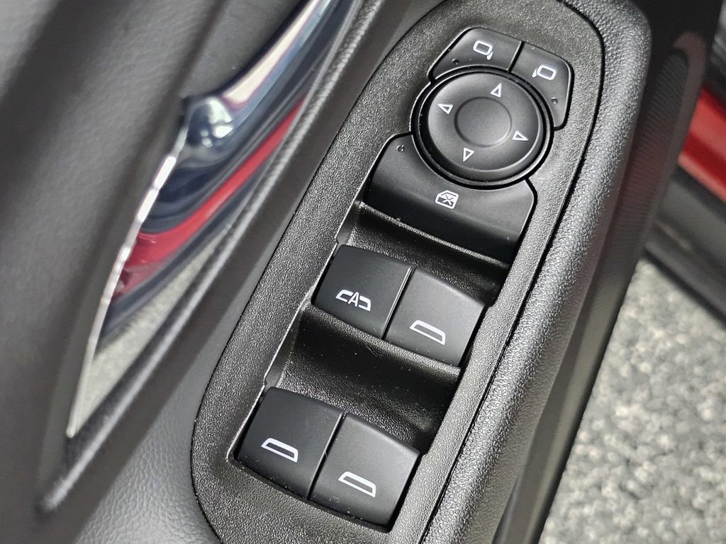 Certified 2024 Chevrolet Equinox LT FWD image 34