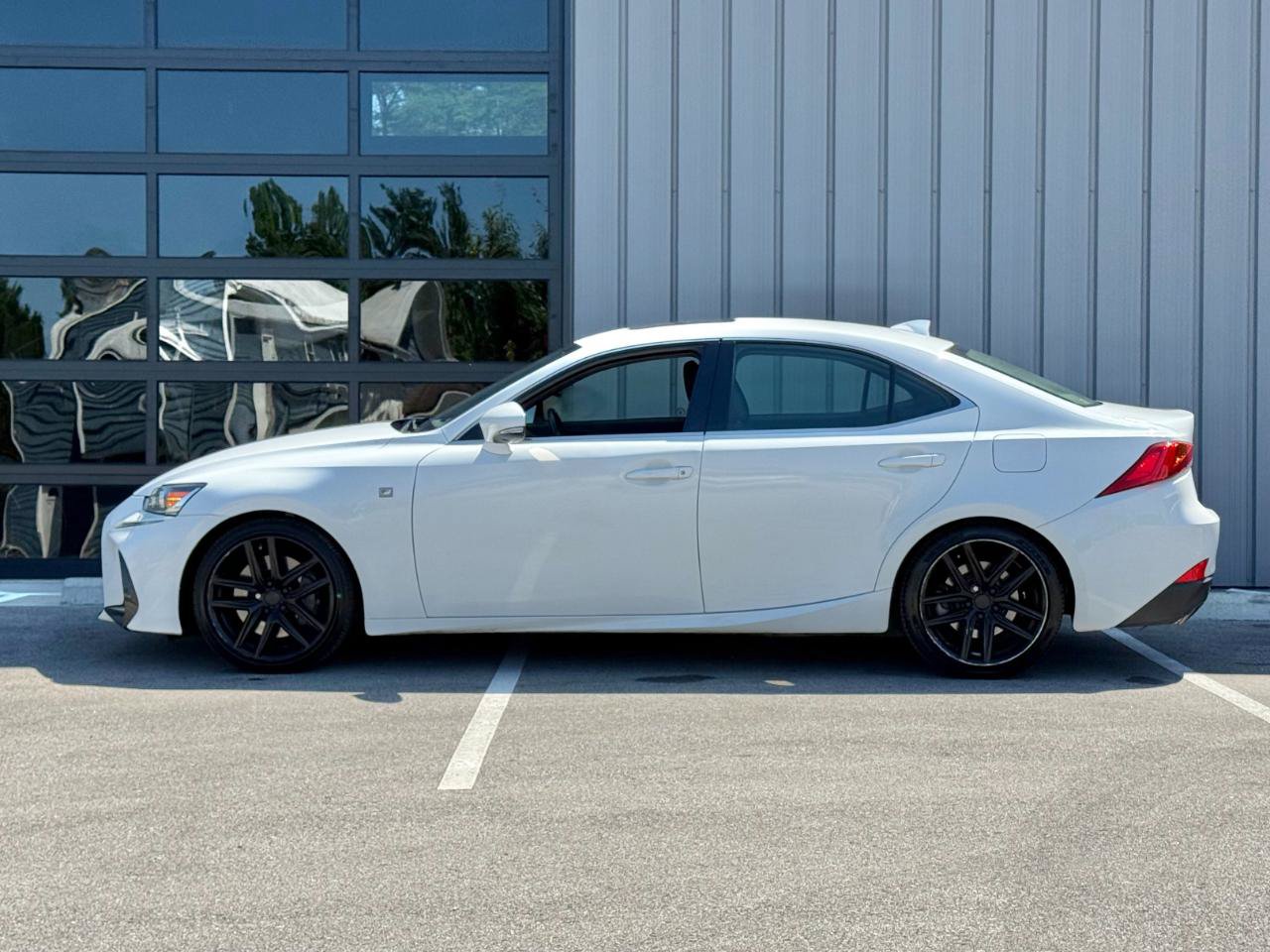 Used 2019 Lexus IS 300 F Sport AWD/4WD image 8