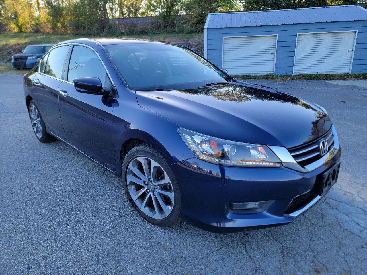 Used 2015 Honda Accord Sport image 5