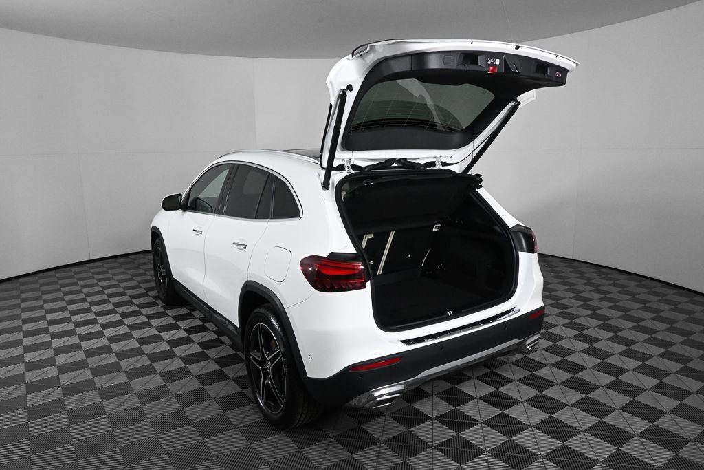 Used 2026 Mercedes-Benz GLA 250 image 32