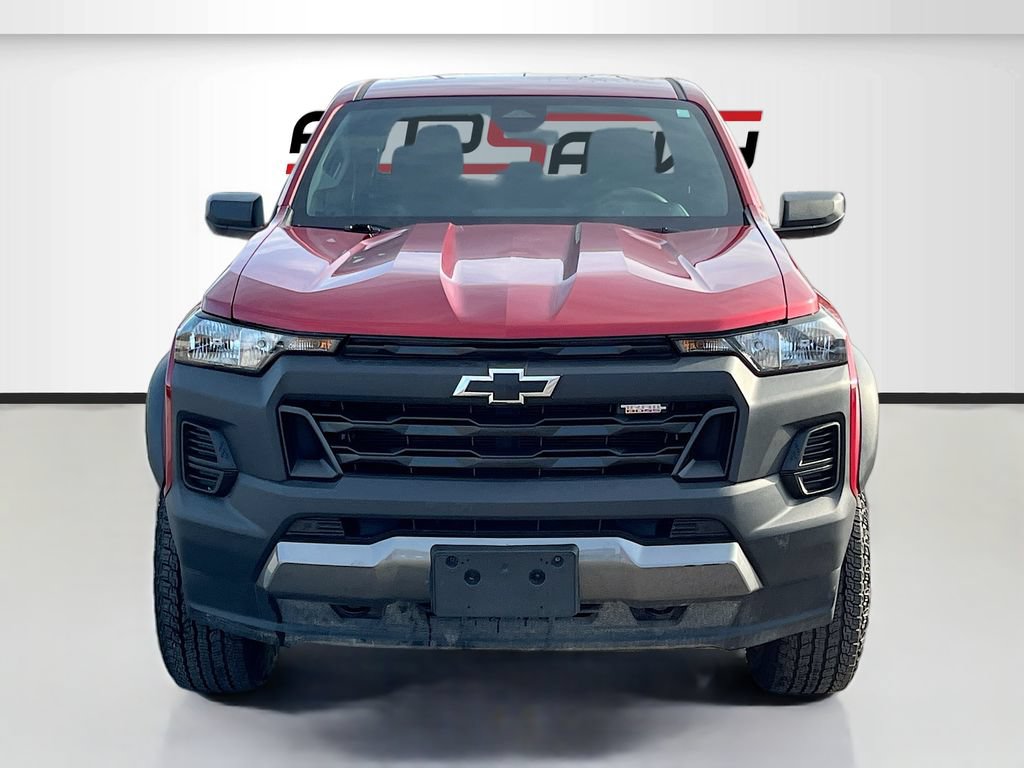 Used 2024 Chevrolet Colorado Trail Boss w/ Advanced Trailering Package AWD/4WD image 2