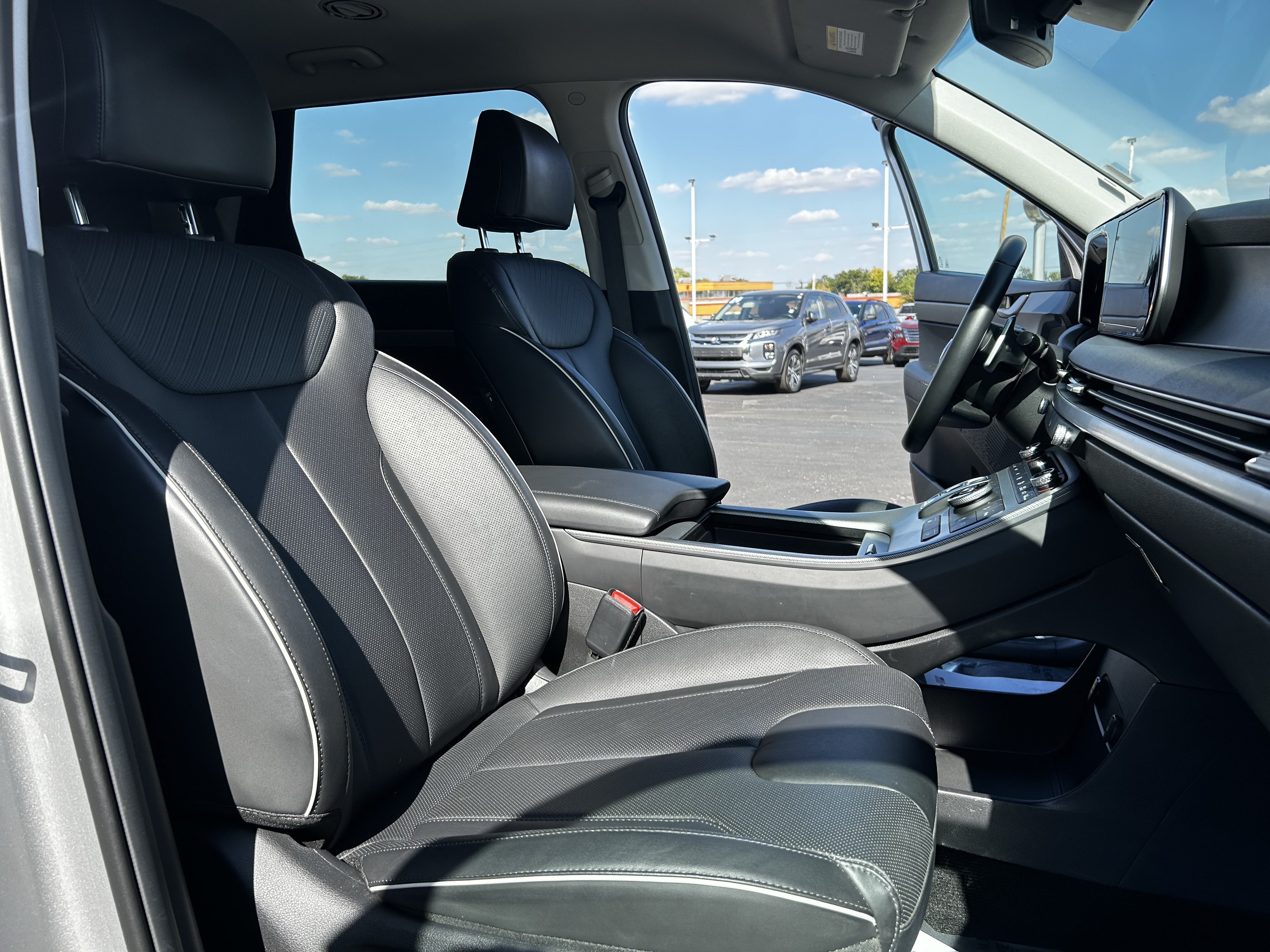Used 2025 Hyundai Palisade SEL AWD/4WD image 16