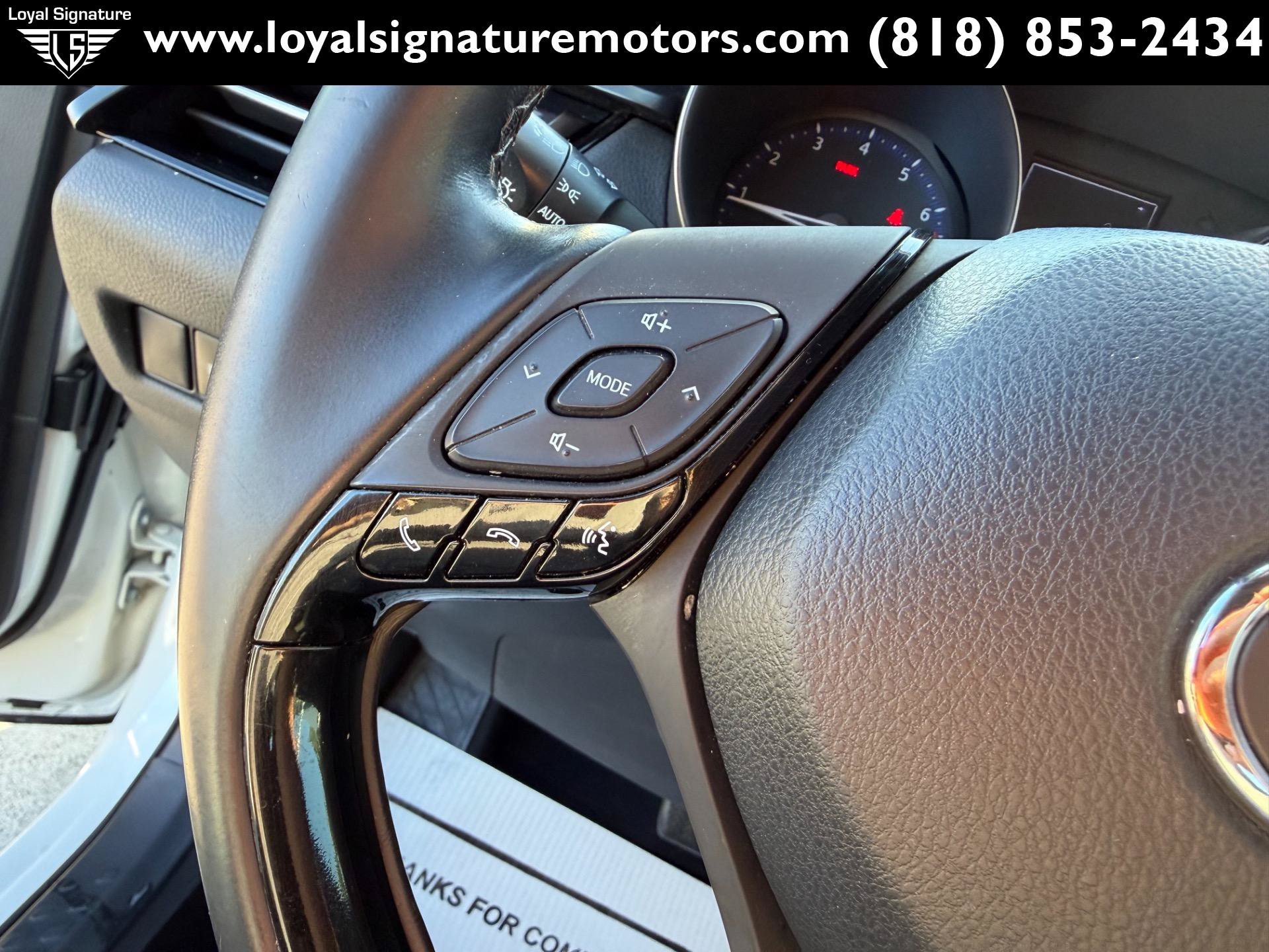 Used 2018 Toyota C-HR XLE FWD image 25