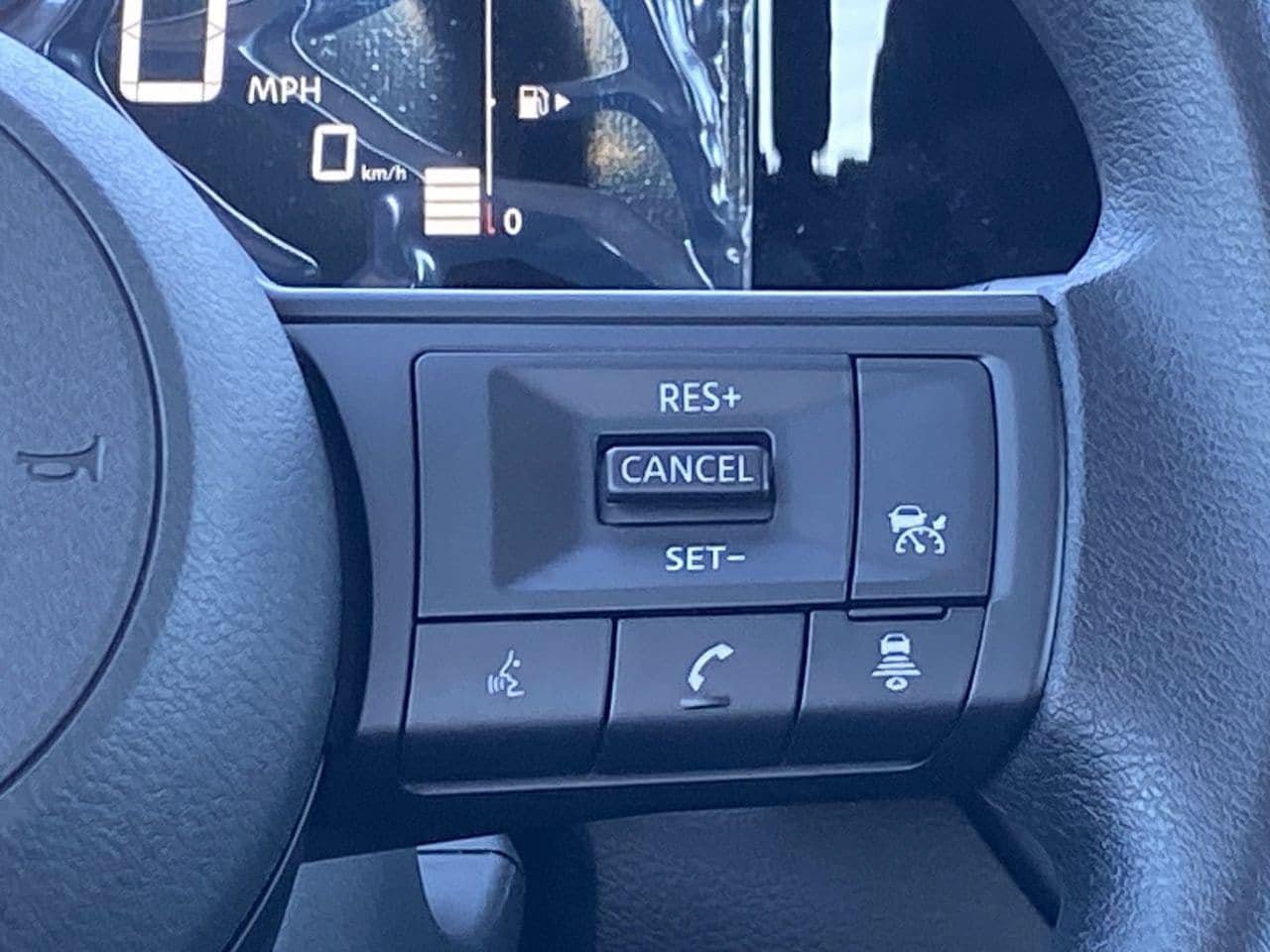 New 2027 Nissan Kicks S FWD image 27