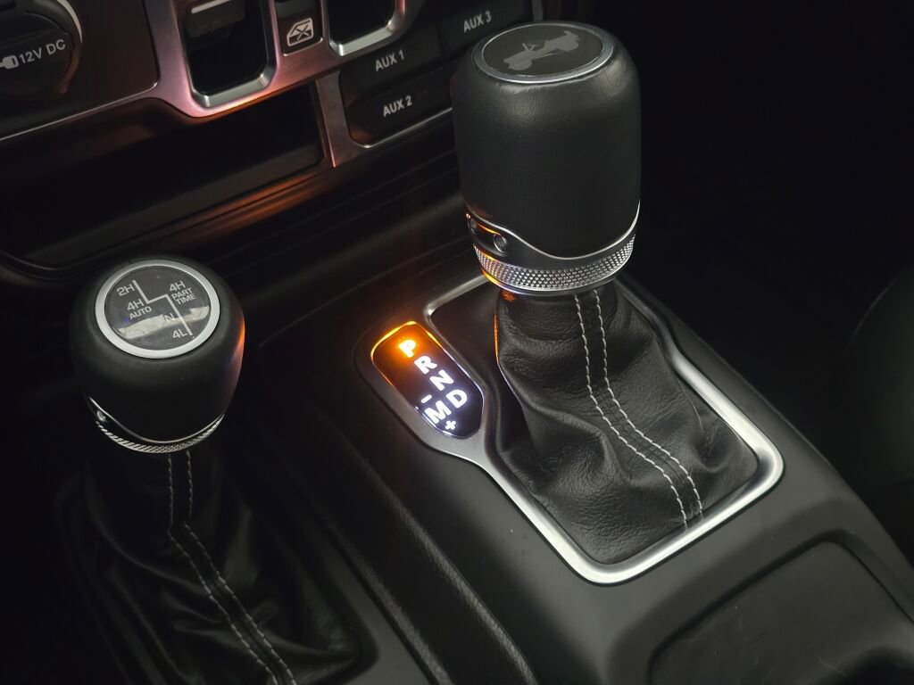 Used 2022 Jeep Wrangler Unlimited Sahara w/ Cold Weather Group image 36