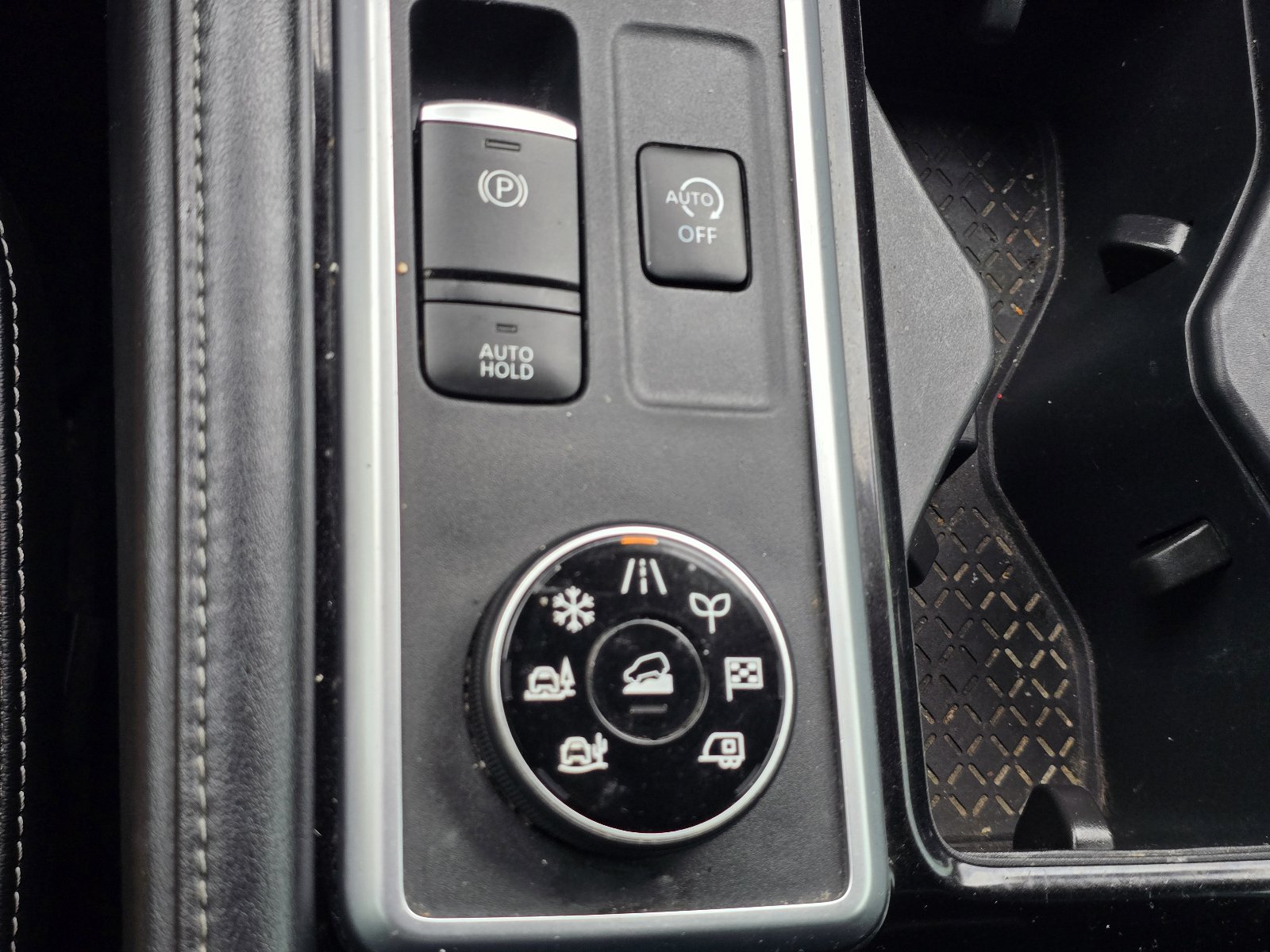 Certified 2022 Nissan Pathfinder SL AWD/4WD image 23