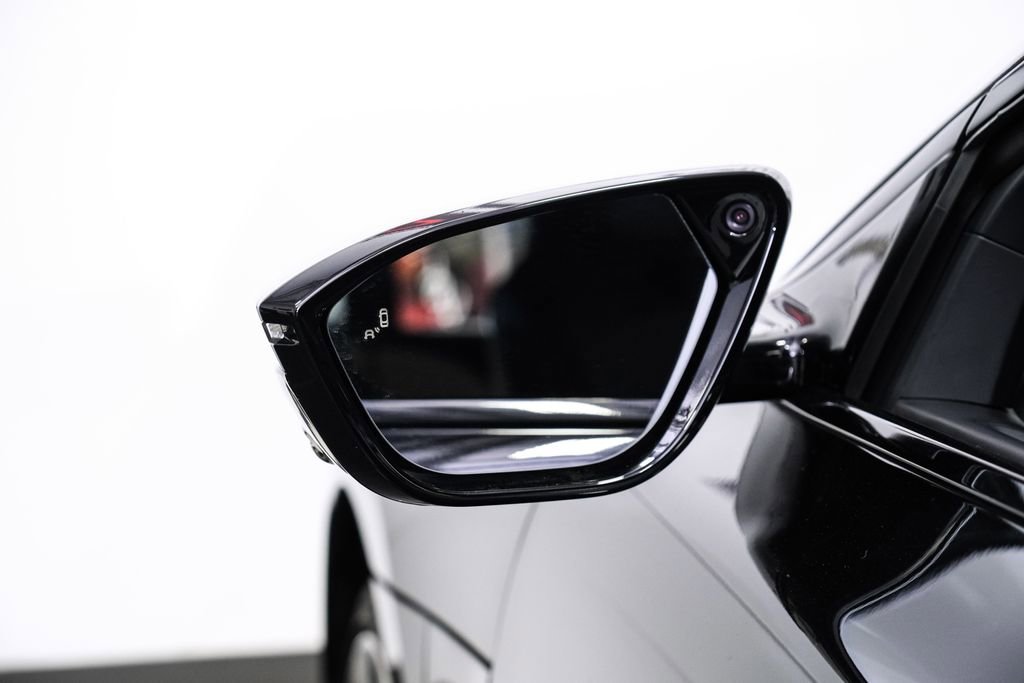 Used 2022 Lucid Air Grand Touring image 43