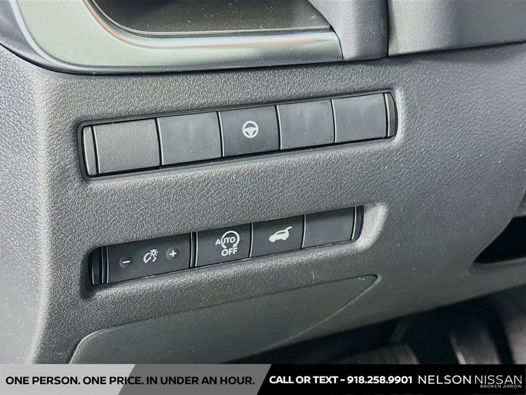 New 2026 Nissan Rogue Dark Armor FWD image 10