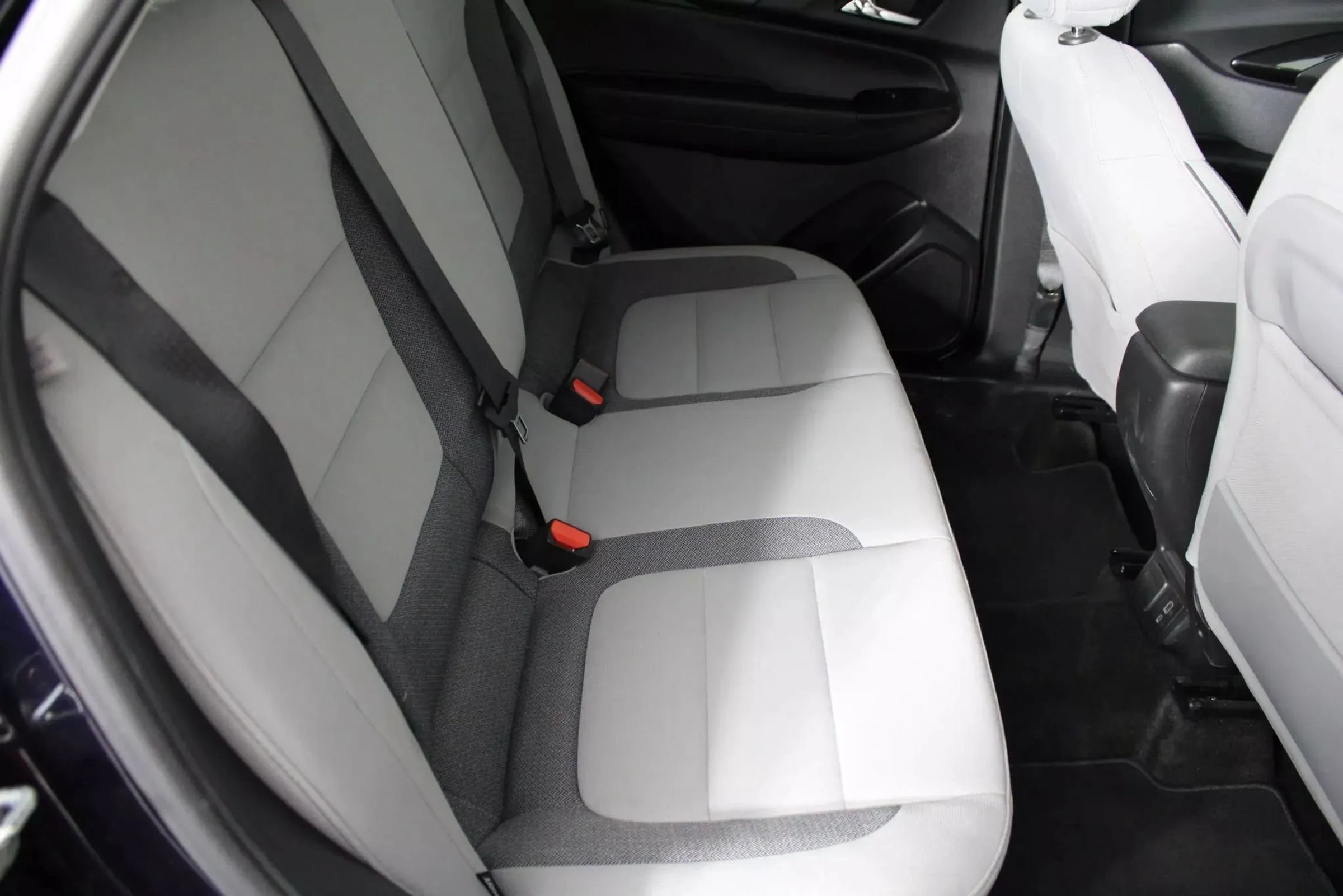 Used 2021 Chevrolet TrailBlazer LT w/ Convenience Package AWD/4WD image 39