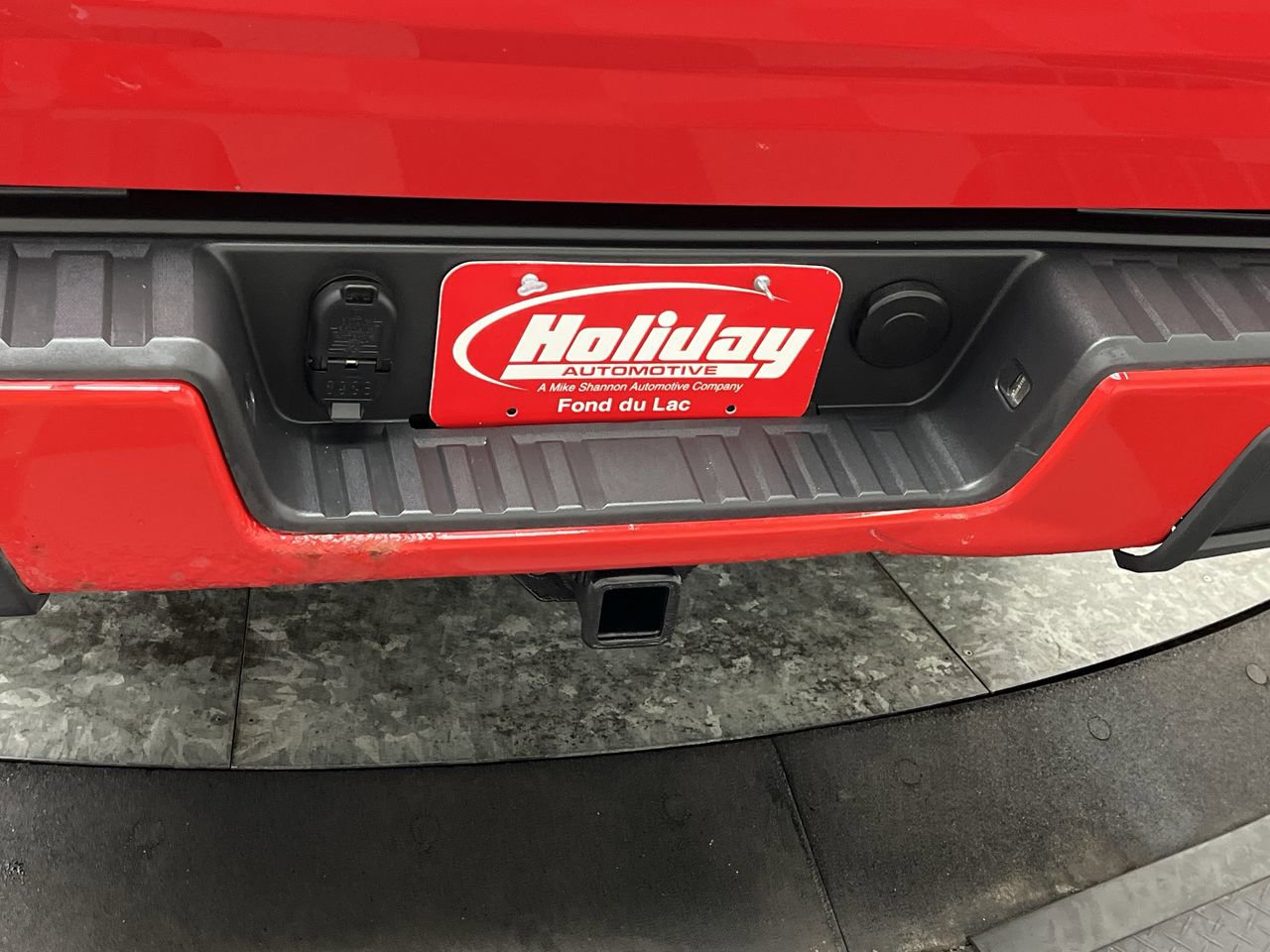Used 2015 GMC Canyon SLE AWD/4WD image 29