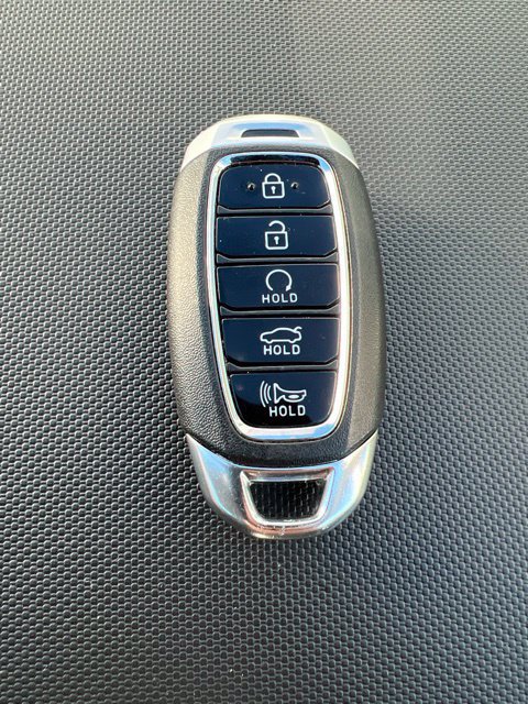 Used 2023 Hyundai Elantra Limited w/ Cargo Package FWD image 38