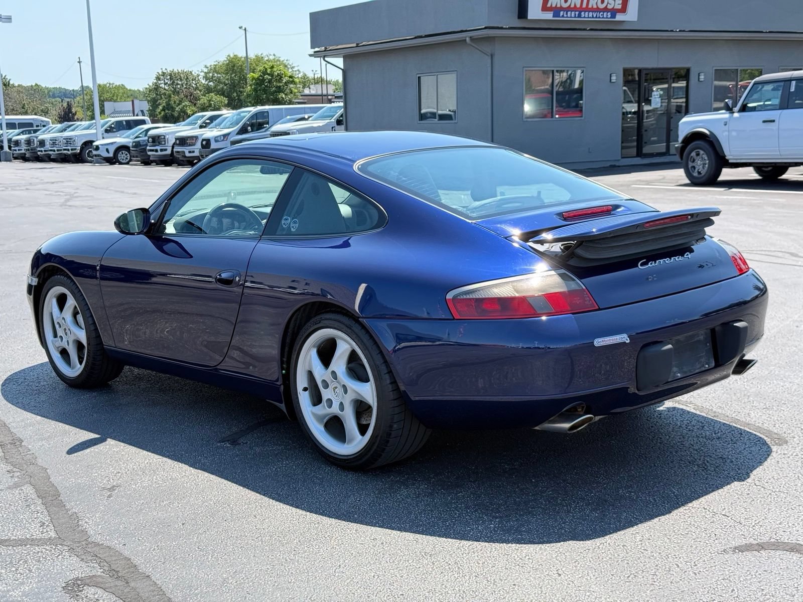 Used 2001 Porsche 911 Carrera RWD image 6