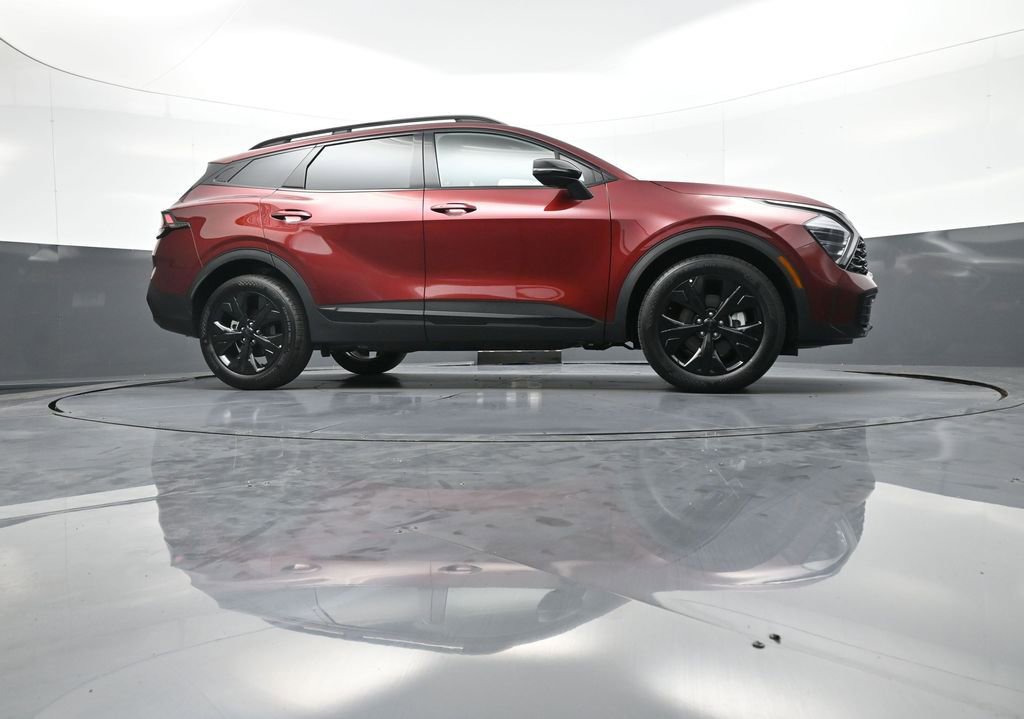 Certified 2025 Kia Sportage X-Line w/ Premium Package AWD/4WD image 30