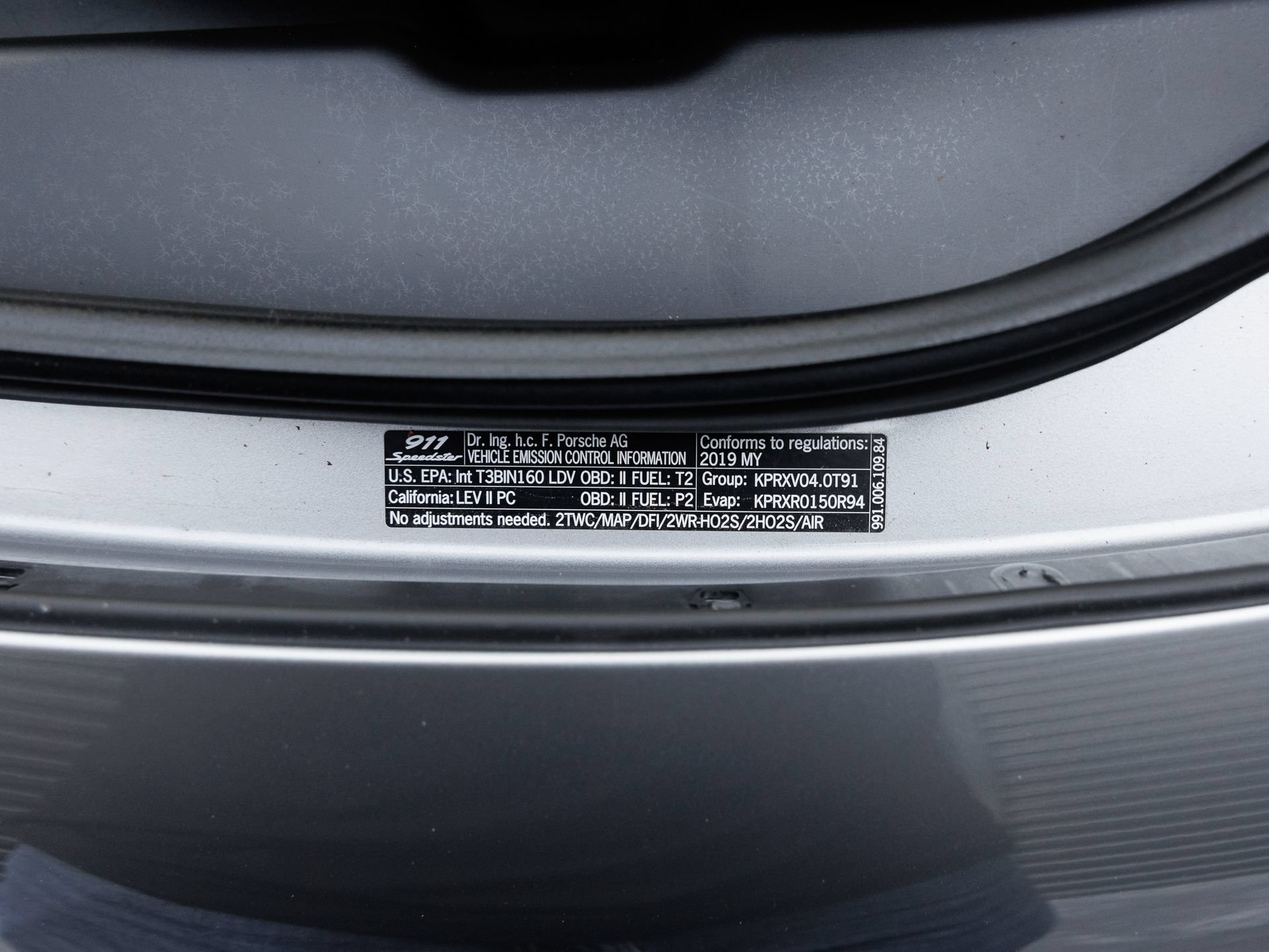 Certified 2019 Porsche 911 Speedster RWD image 46