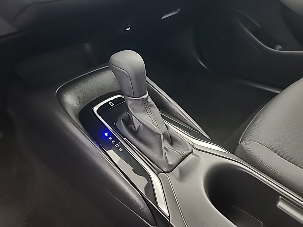 Used 2025 Toyota Corolla LE image 35