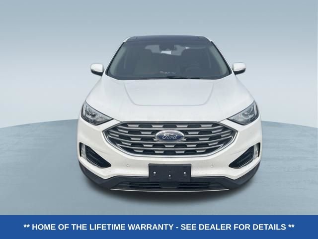 Used 2020 Ford Edge Titanium w/ Class II Trailer Tow Package AWD/4WD image 2