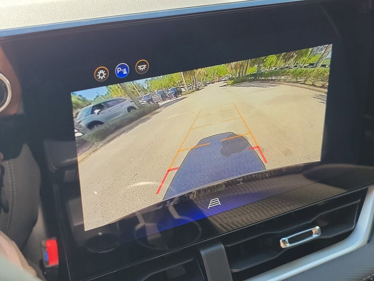 Used 2026 Chevrolet Equinox LT FWD image 24