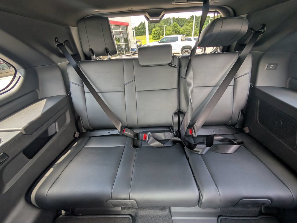 New 2026 Toyota Sequoia Platinum AWD/4WD image 30