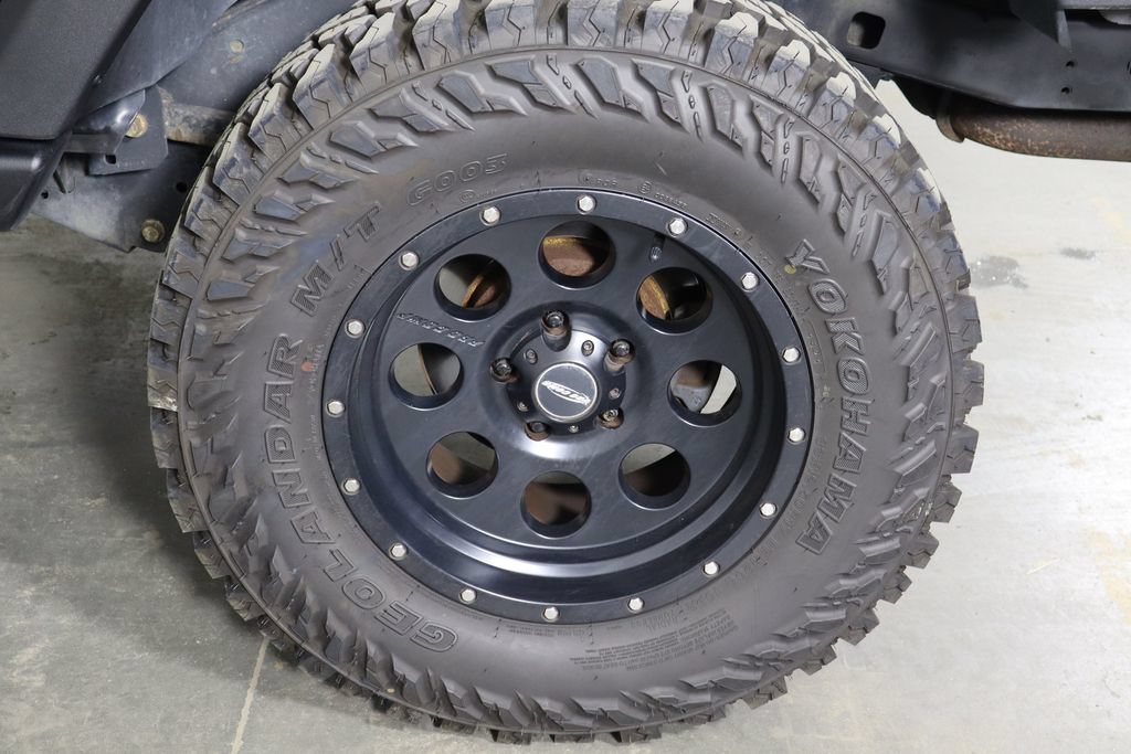 Used 2017 Jeep Wrangler Sport w/ Quick Order Package 24S AWD/4WD image 28
