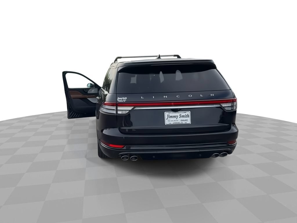 Used 2022 Lincoln Aviator Grand Touring w/ Equipment Group 301A AWD/4WD image 7