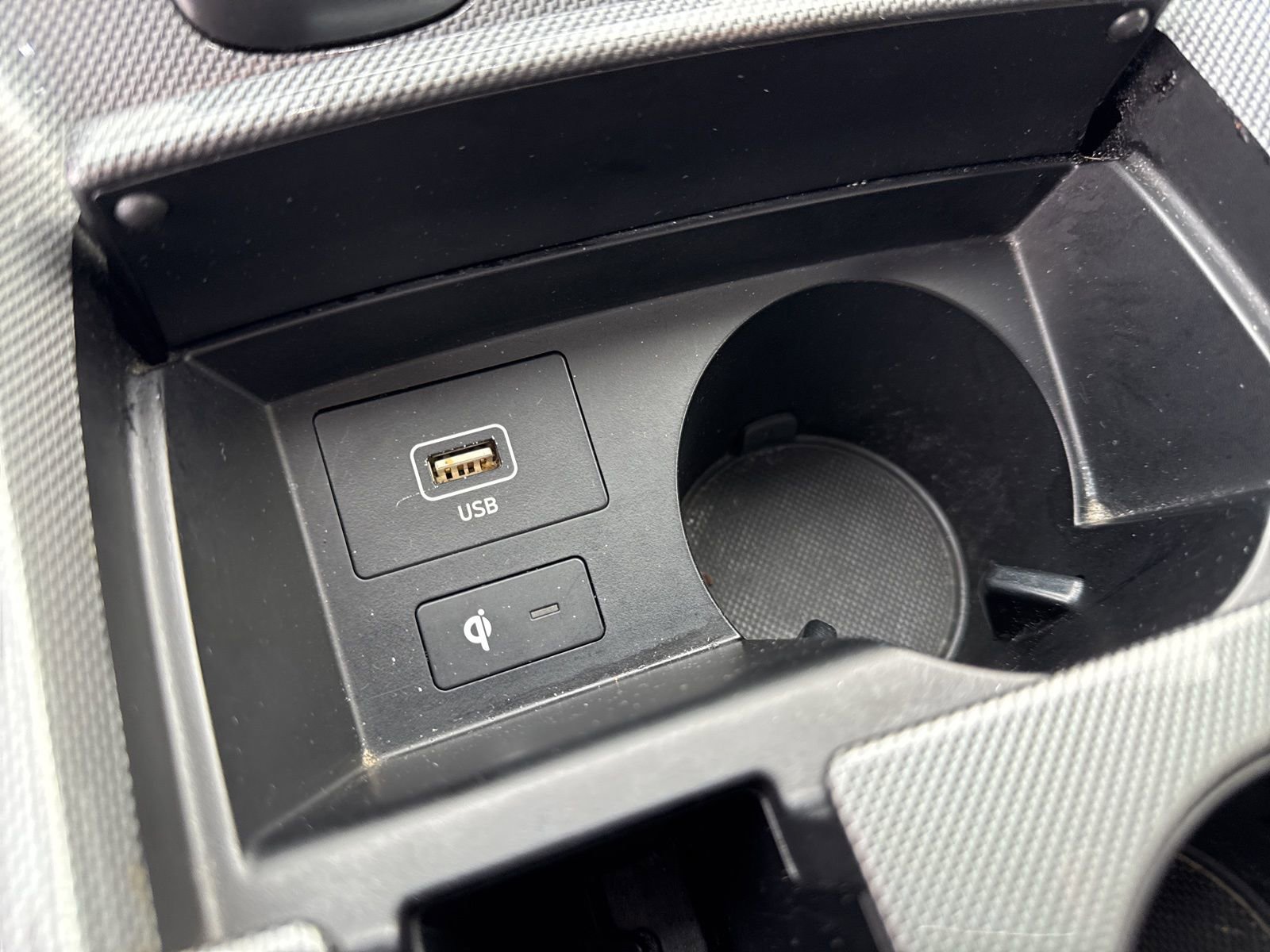 Certified 2022 Hyundai Santa Fe SEL w/ Convenience + Premium Package image 26