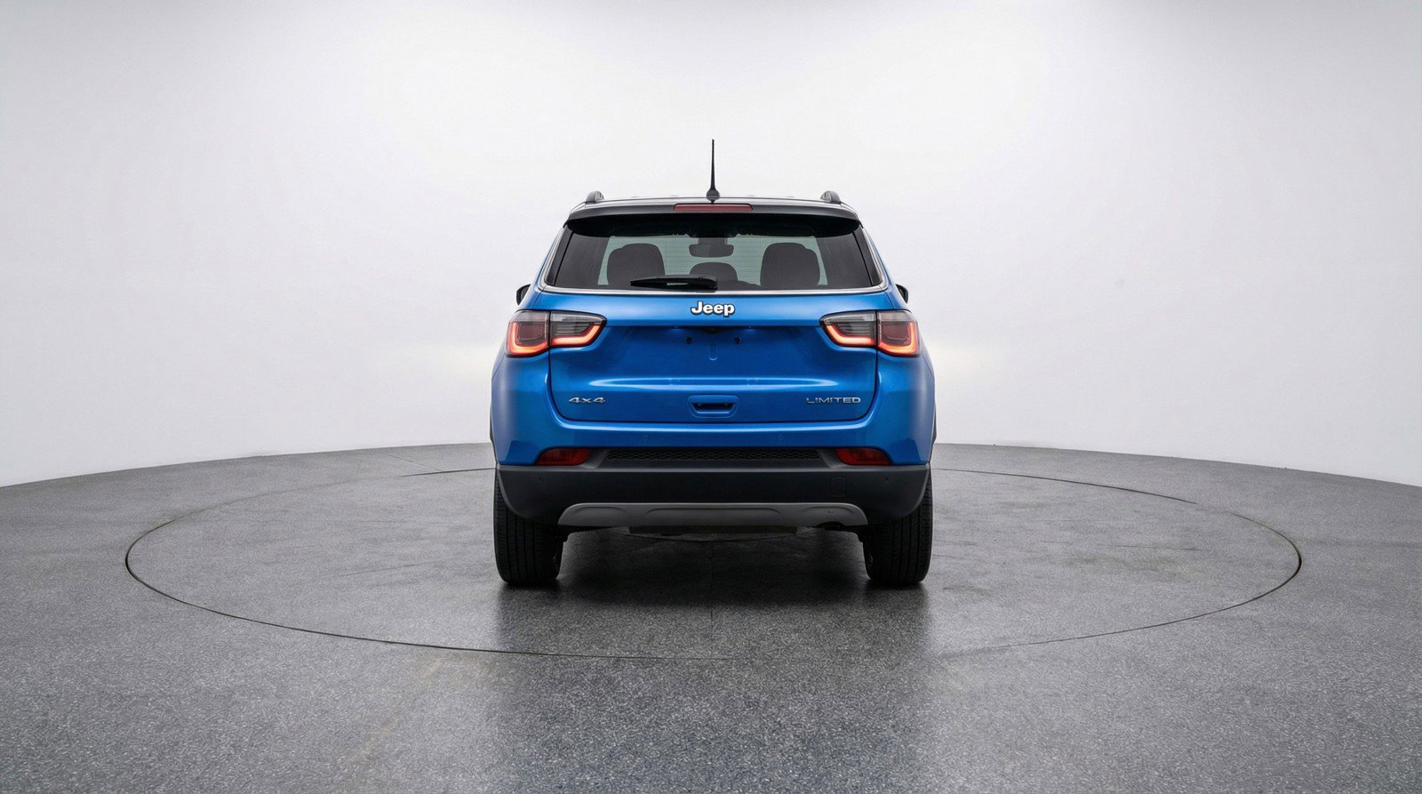 Used 2025 Jeep Compass Limited image 7