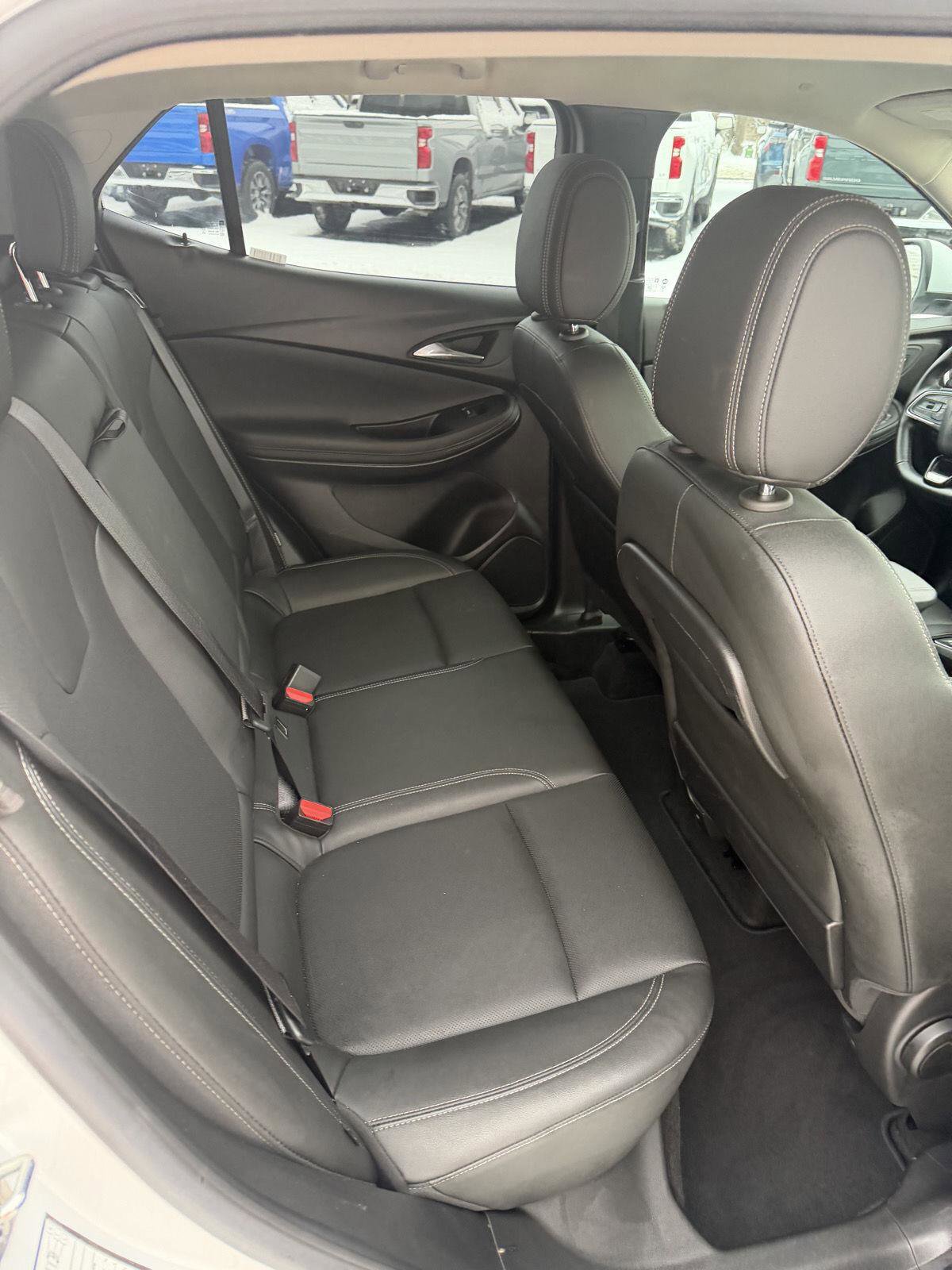 Used 2024 Buick Encore GX Sport Touring w/ Comfort Package image 17