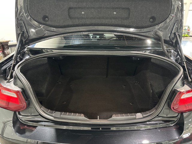 Used 2017 BMW M2 RWD image 39