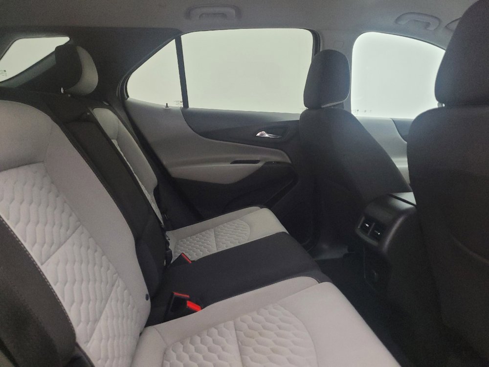Used 2018 Chevrolet Equinox LT image 19